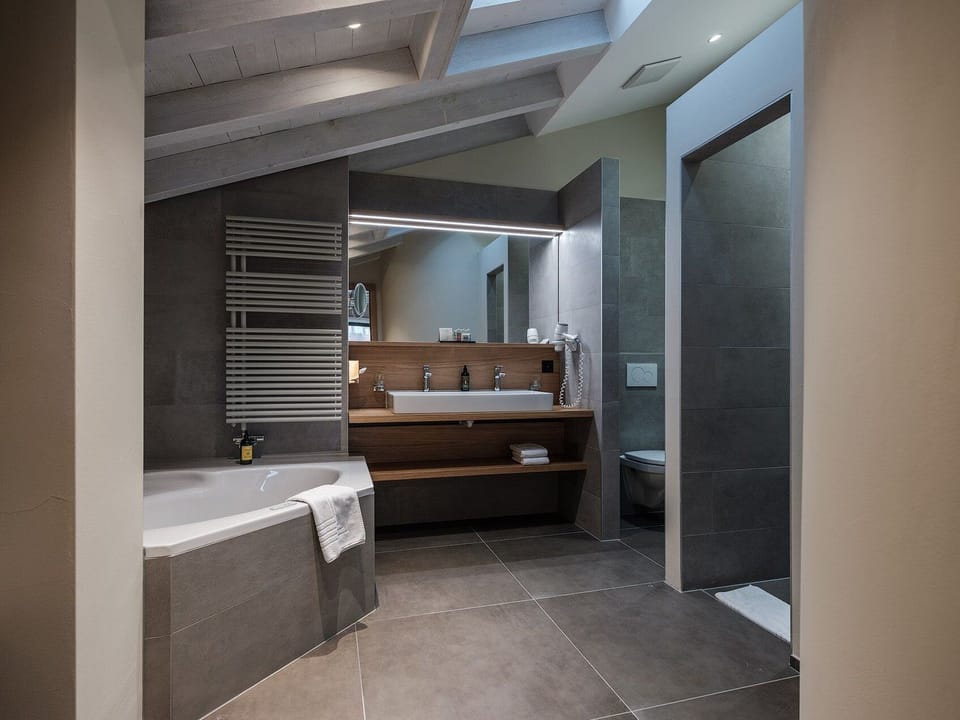 Maisonette Suite with Matterhorn View | Hypo-allergenic bedding, minibar, in-room safe, desk