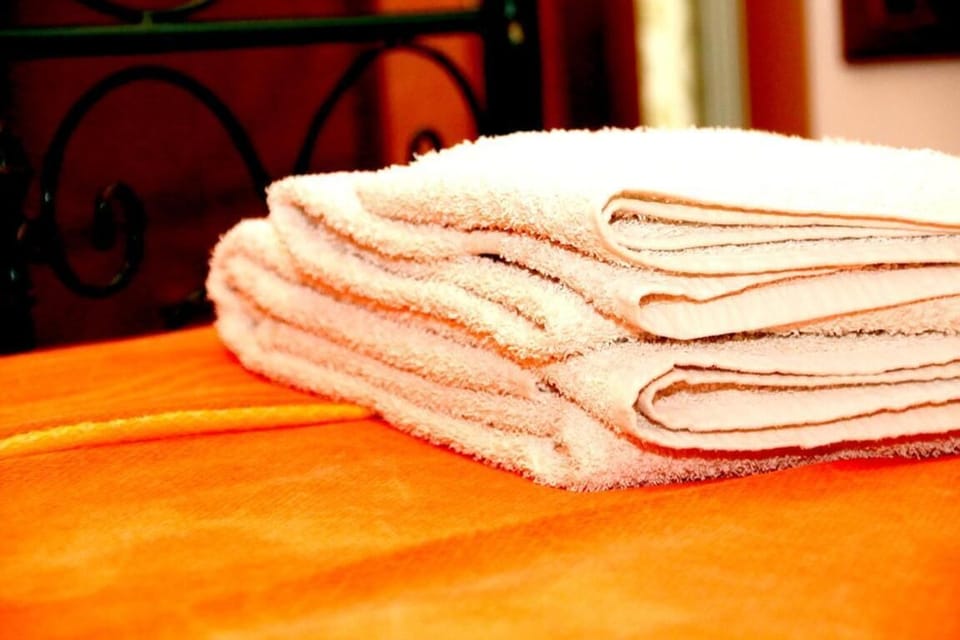 Shower, free toiletries, hair dryer, bidet