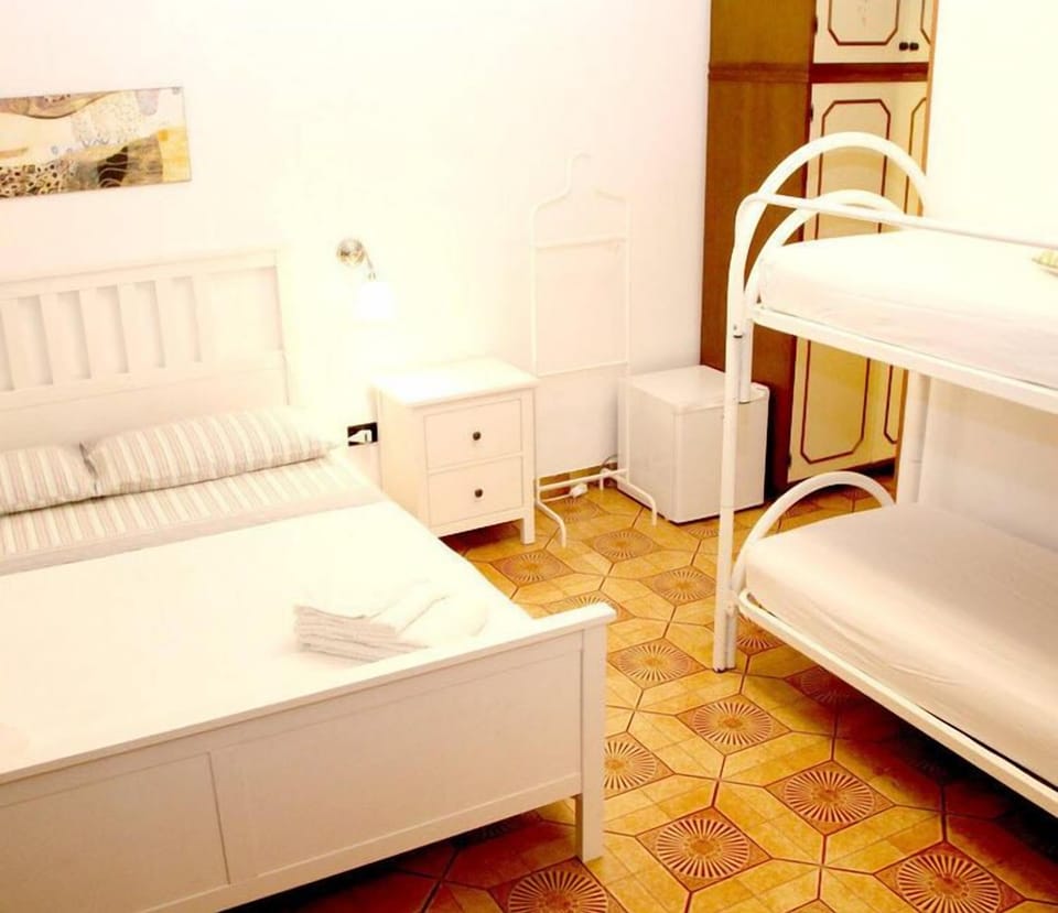 Quadruple Room | In-room safe, free WiFi