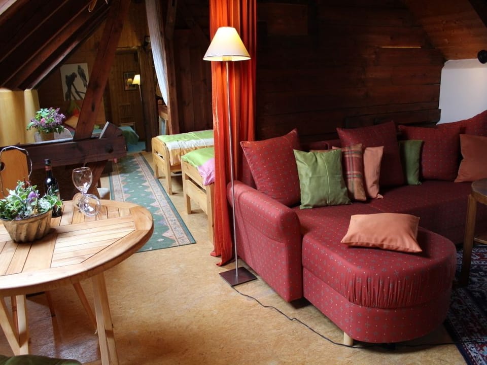Family Studio | Living room | Flat-screen TV
