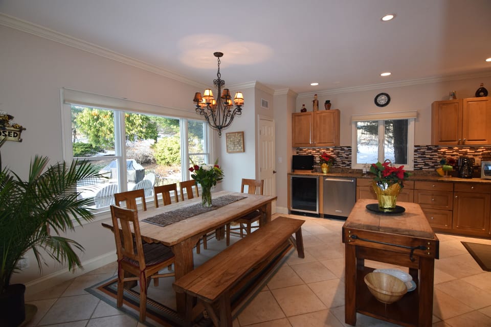 Spacious kitchen with lots of cabinet & counter space.