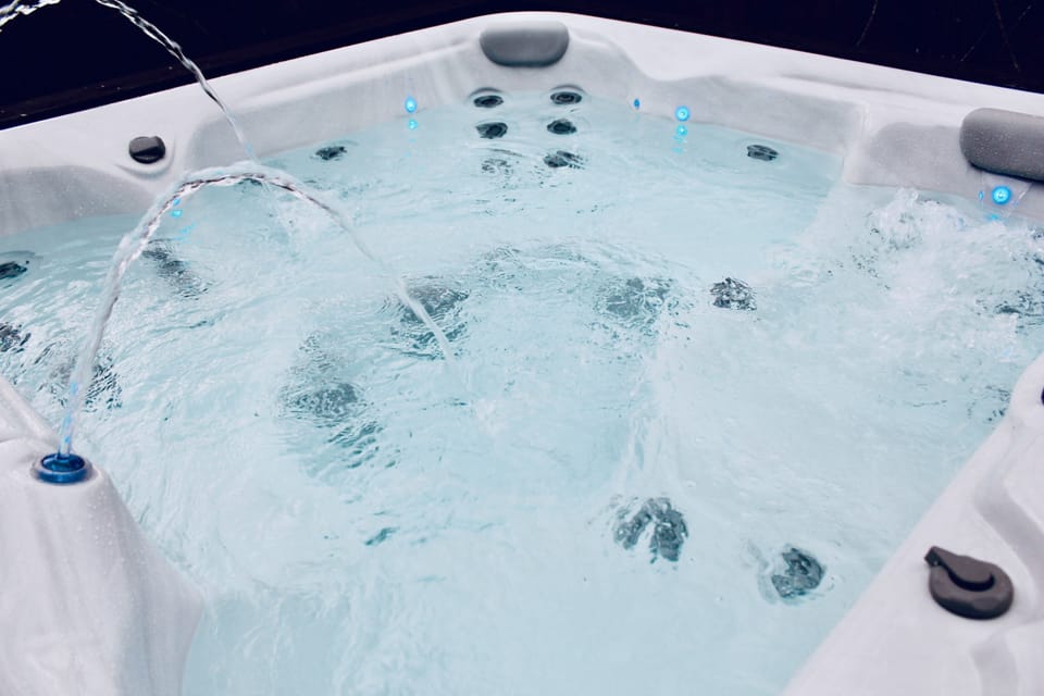 New Hot Tub as of Jan 2021