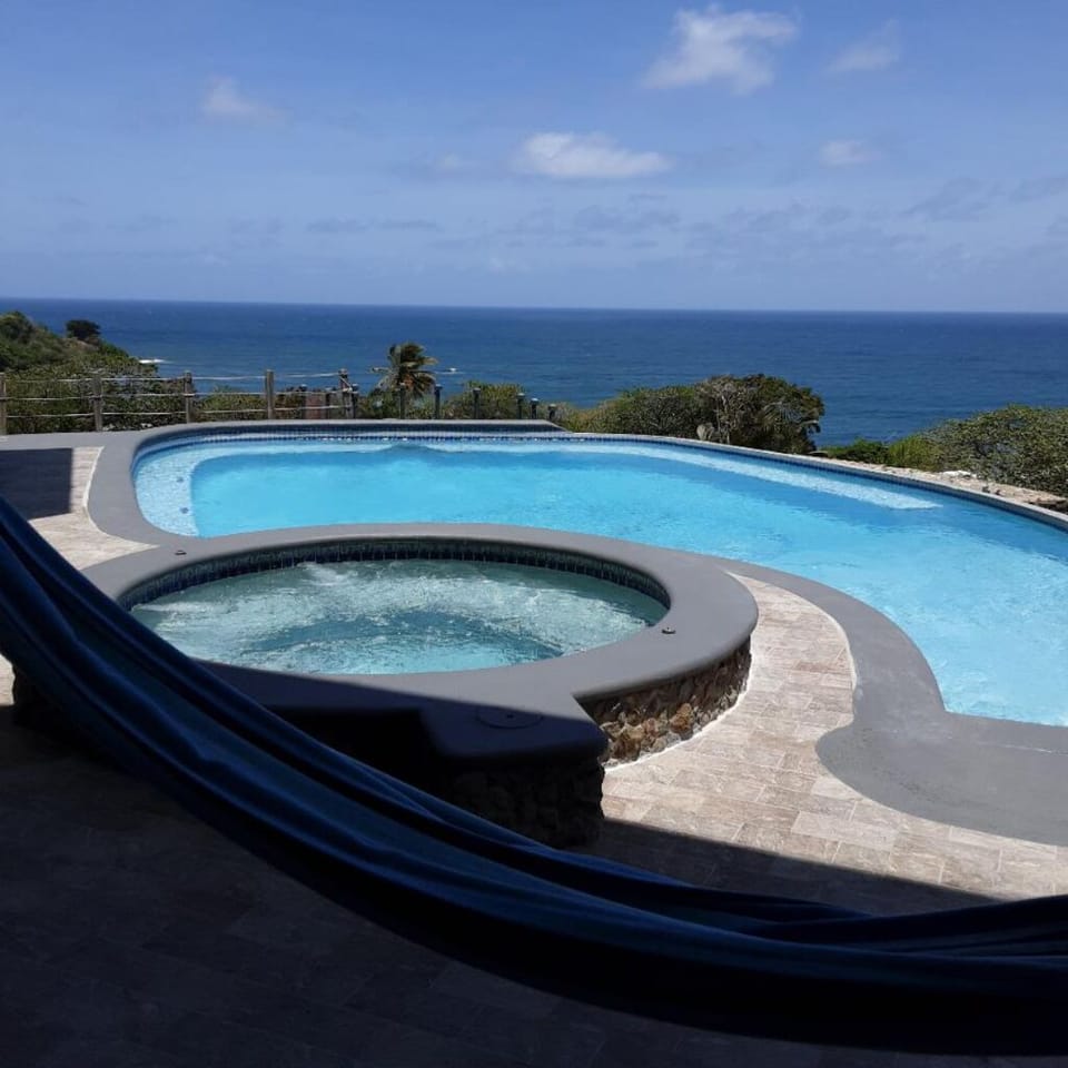 Our whirlpool and swimming pool overlooks the Ocean.