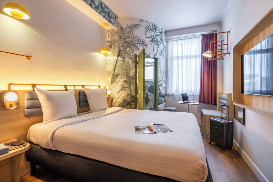 Superior Room, 1 Double Bed | Desk, iron/ironing board, free WiFi