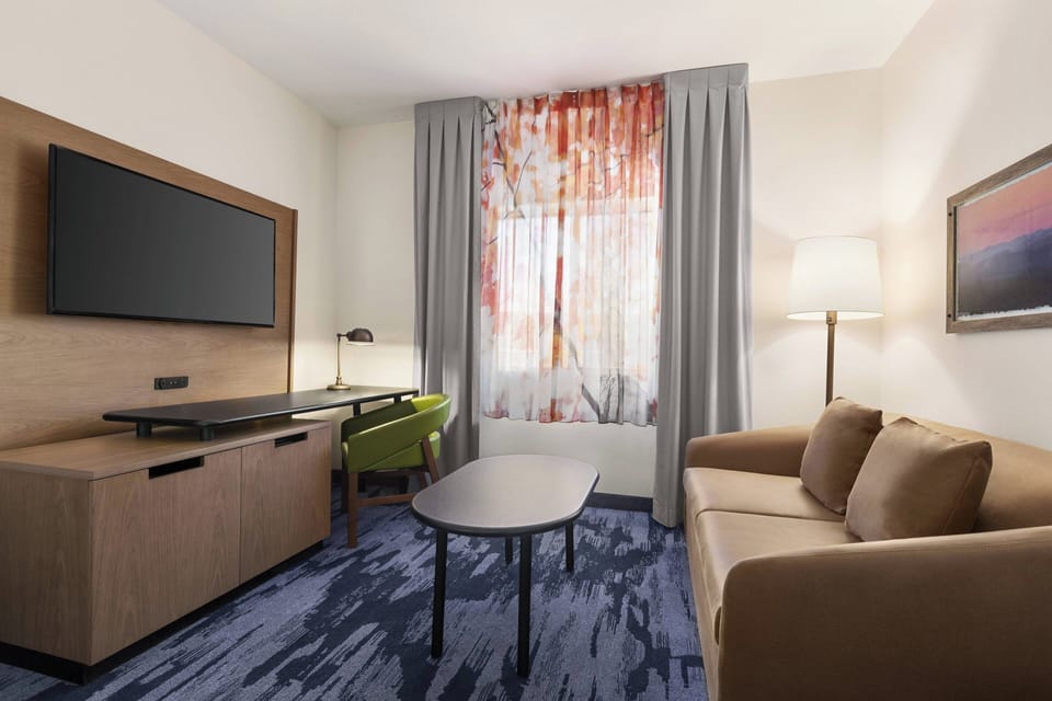 Suite, 1 King Bed with Sofa bed | Premium bedding, desk, laptop workspace, iron/ironing board