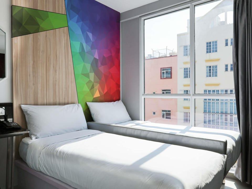 Superior Room, 2 Twin Beds | Desk, iron/ironing board (on request), WiFi (free), bed sheets