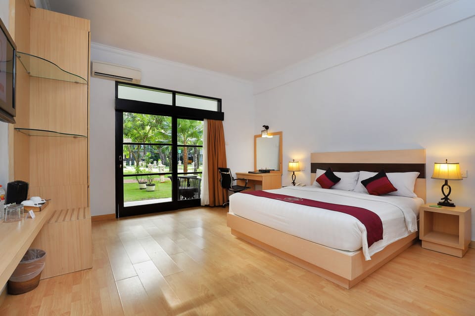 Deluxe Room, Garden View | Garden view