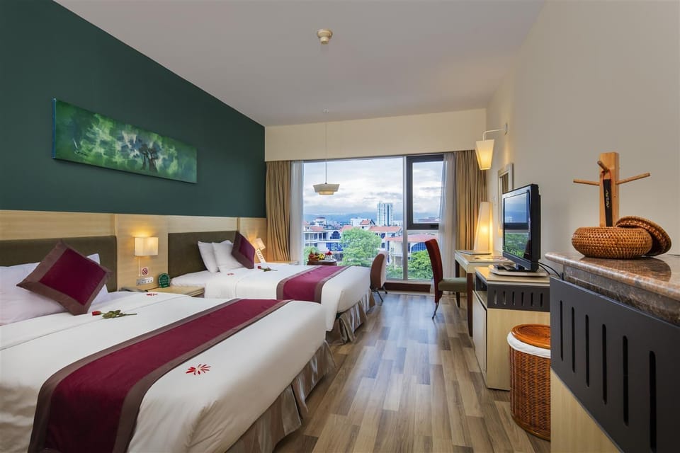 Deluxe Twin Room, City View | Minibar, desk, blackout drapes, free WiFi