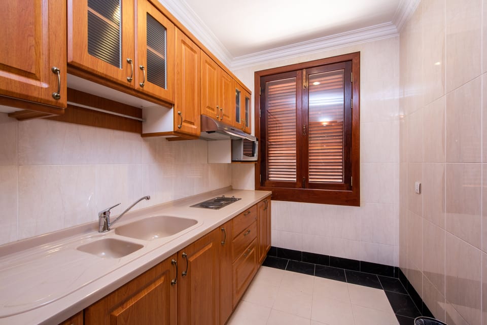 Steung Siemreap Suite | Private kitchen | Fridge, espresso maker
