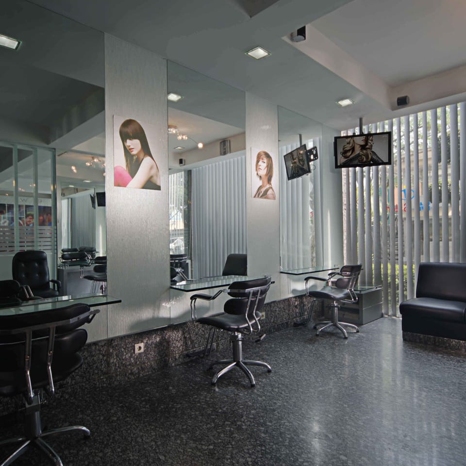 Hair salon