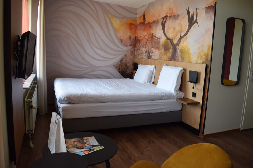 Standard Double Room | In-room safe, desk, cribs/infant beds, free WiFi