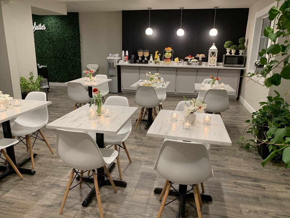 Free daily continental breakfast