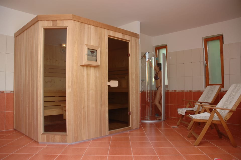 Hullám Villa Bed and Breakfast in Hungary