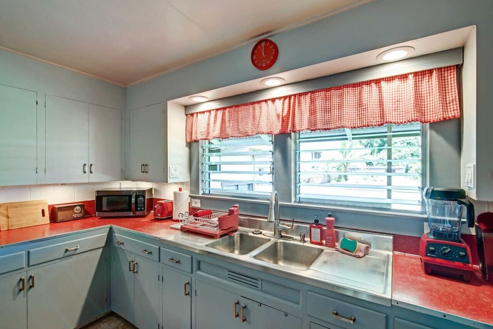 kitchen with microwave and oven