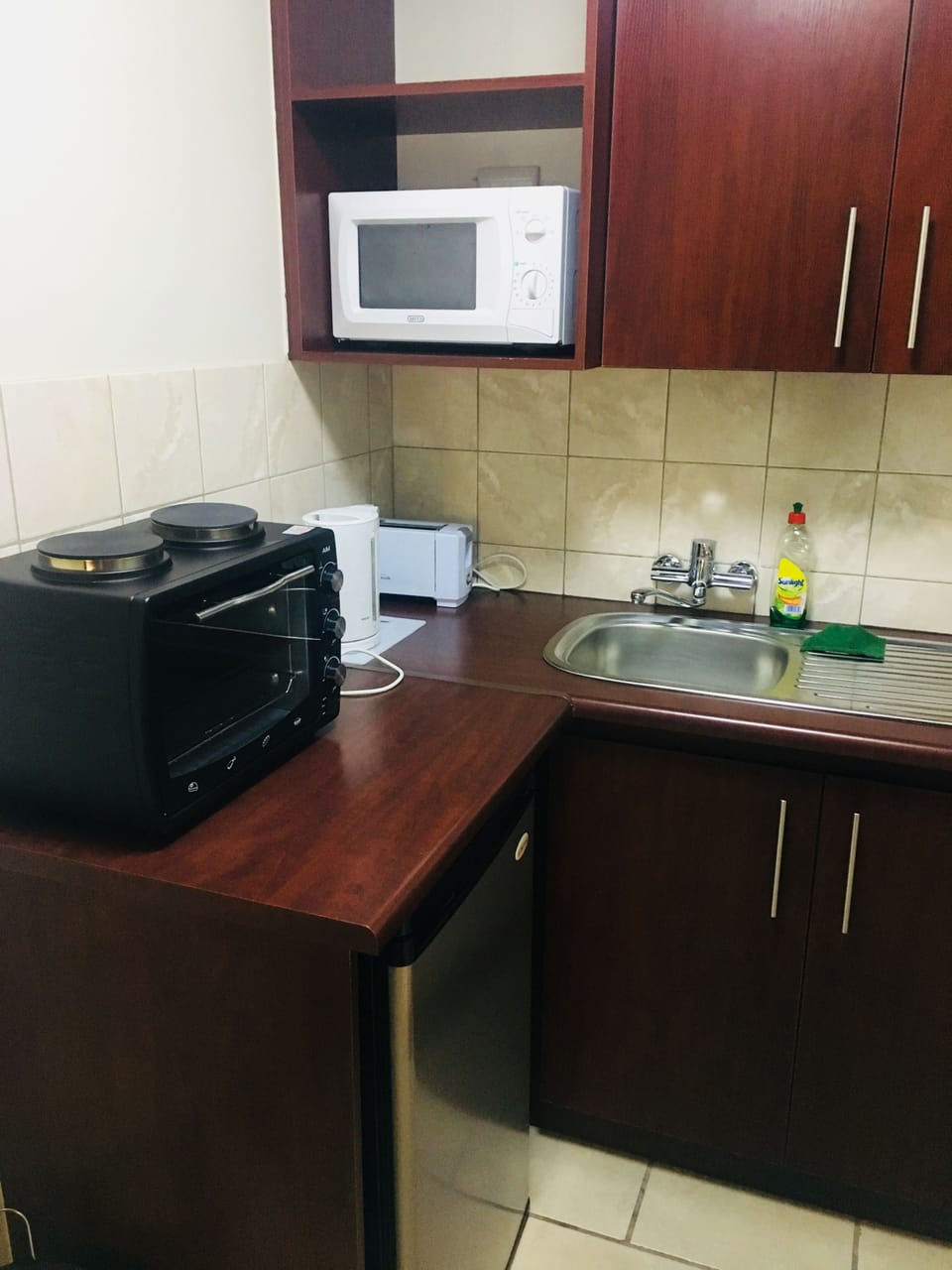 Fridge, electric kettle