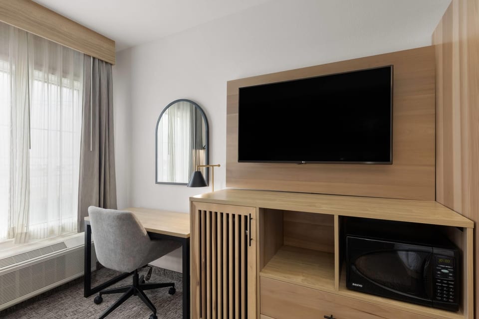 Room, 2 Queen Beds, Non Smoking | Premium bedding, pillowtop beds, desk, blackout drapes