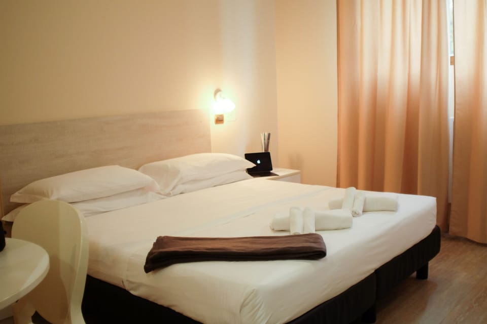 Minibar, in-room safe, desk, soundproofing
