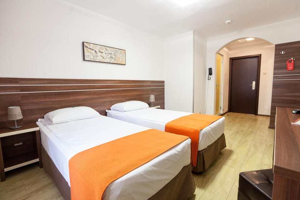 Minibar, desk, soundproofing, iron/ironing board
