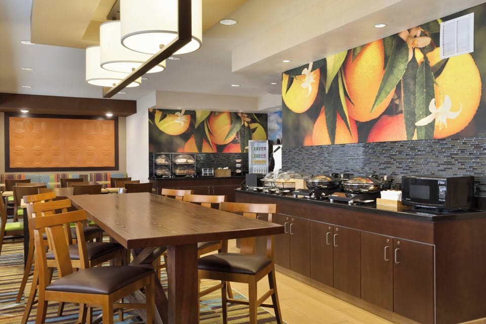 Free daily self-serve breakfast