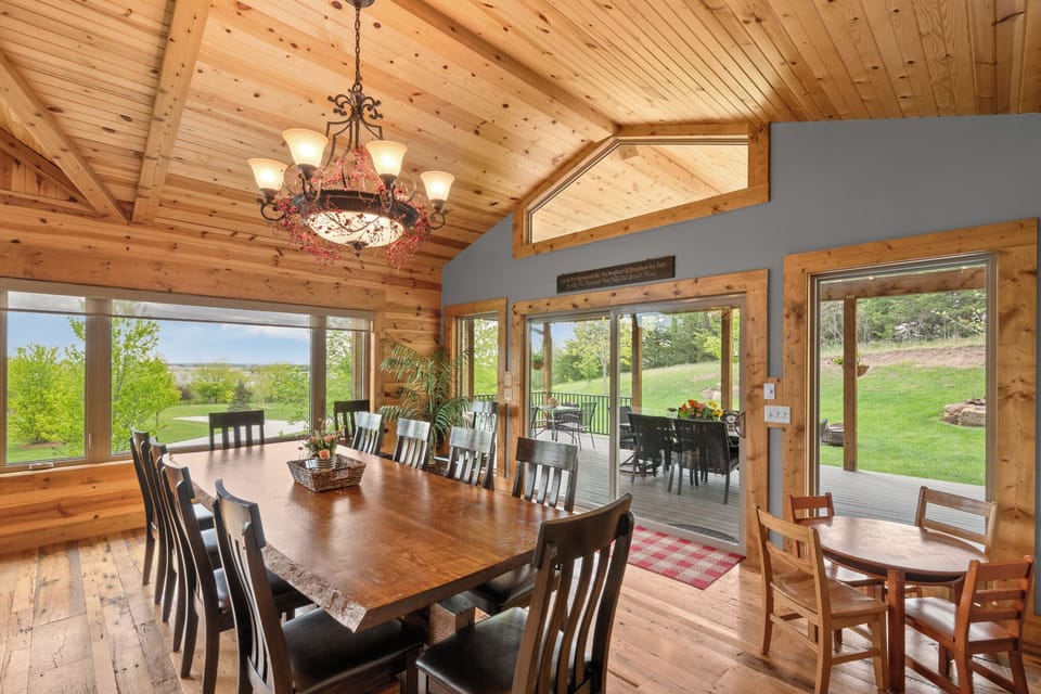 Dining for 14 with more space on the deck!