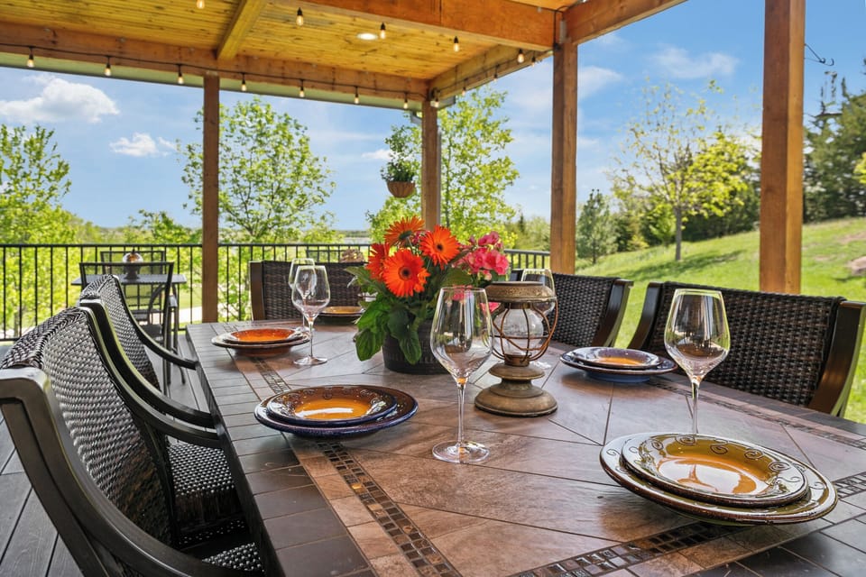 Lovely covered deck