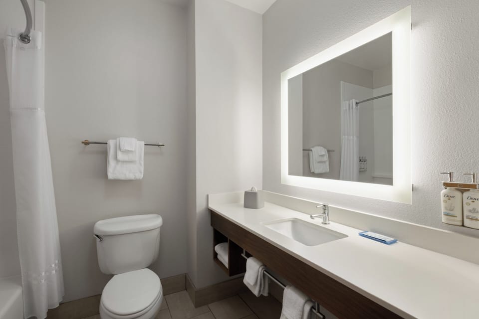 In-room safe, desk, iron/ironing board, free cribs/infant beds