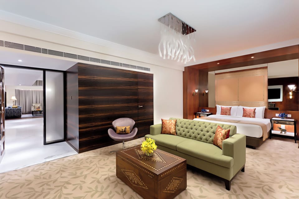 Presidential Suite (Presidential Suite) | Premium bedding, down comforters, in-room safe, desk