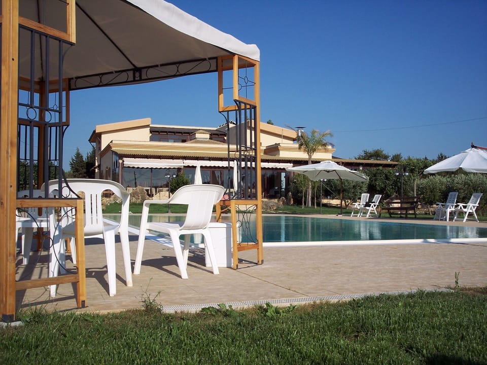 Agriturismo Le Arcate Farm Stay in Marsala
