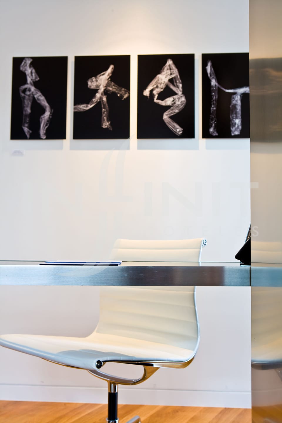 Executive Suite | Premium bedding, in-room safe, desk, blackout drapes