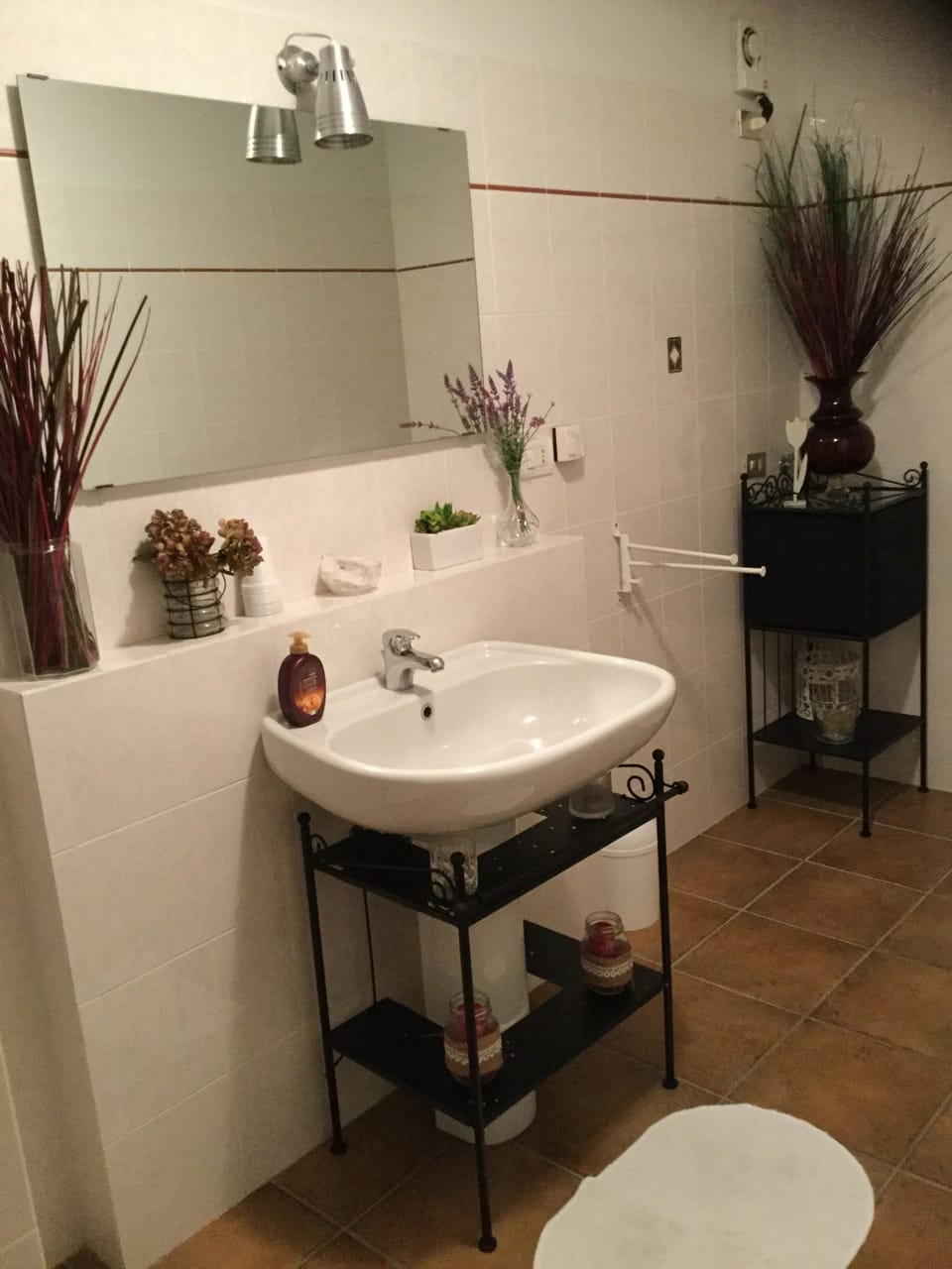 Double Room, Hill View | Bathroom | Shower, free toiletries, hair dryer, bidet