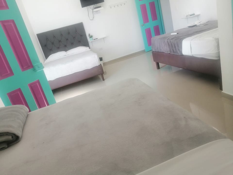Room | Free WiFi
