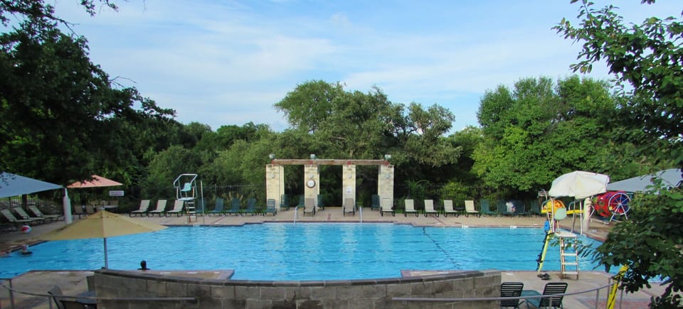 Six blocks from the house -1 of 2 Pools Near the Home. Pool key, towels provided