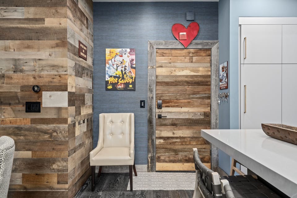 Deluxe Condo, 3 Bedrooms, 3 Bathrooms, Slope side | 2 bedrooms, Egyptian cotton sheets, premium bedding, down comforters