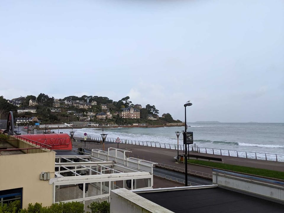 Beach/ocean view