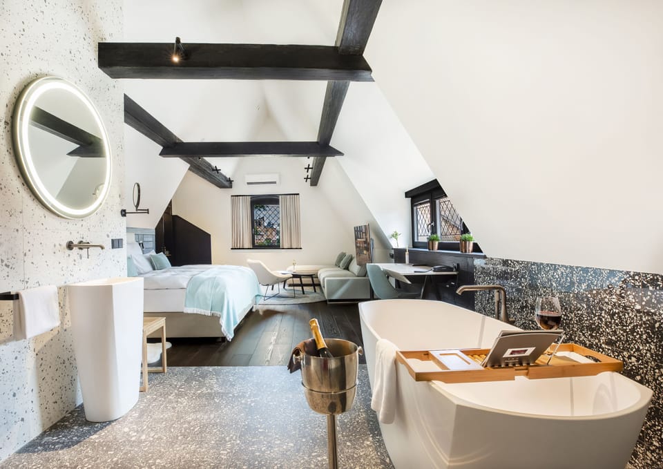 Superior Suite | Premium bedding, down comforters, minibar, in-room safe