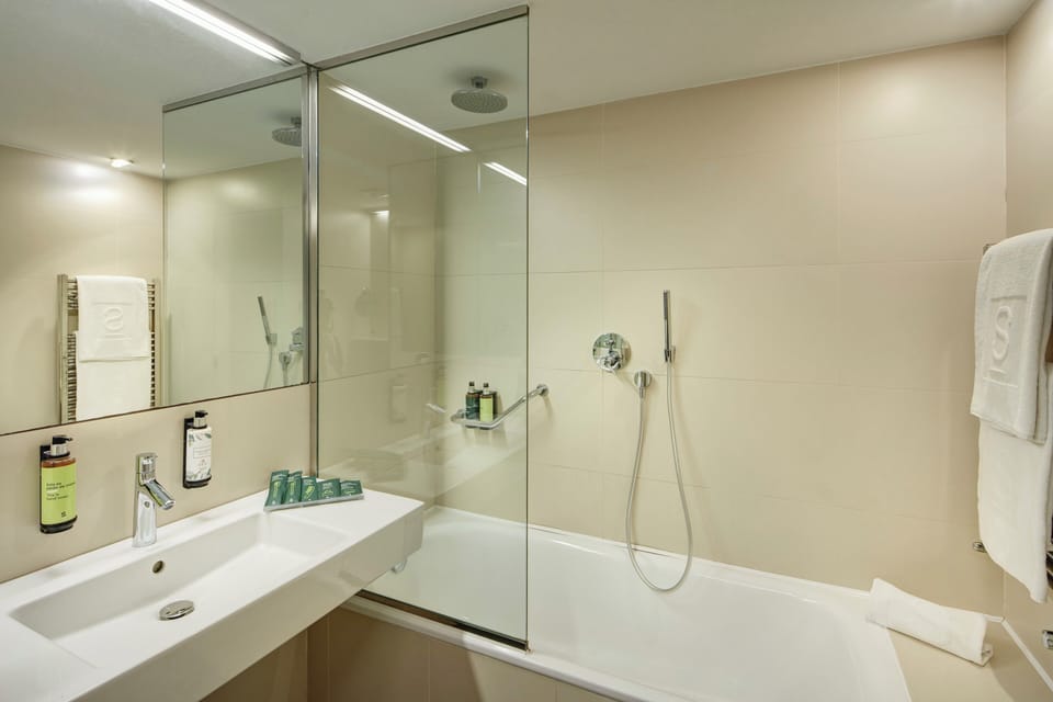 Minibar, in-room safe, desk, blackout drapes