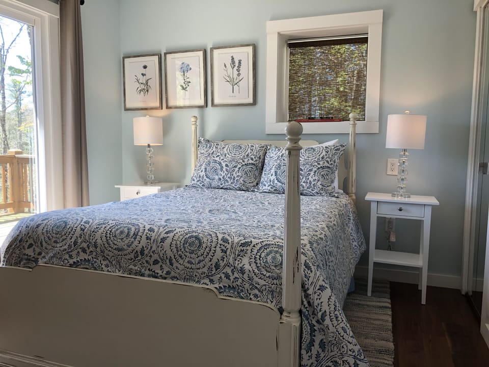 Downstairs bedroom with double bed. 