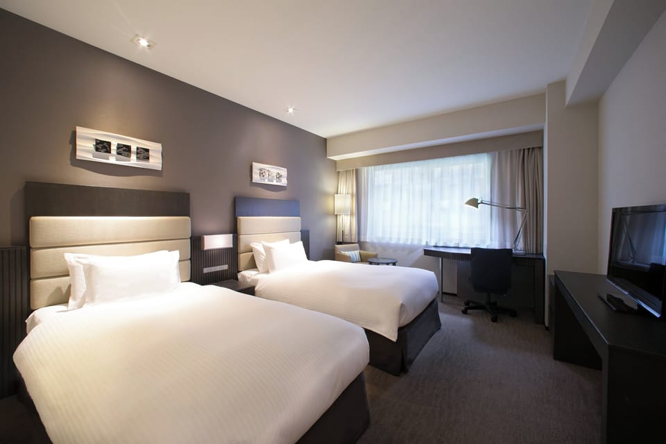 Superior Twin Room, Non Smoking | Premium bedding, down comforters, Select Comfort beds, in-room safe