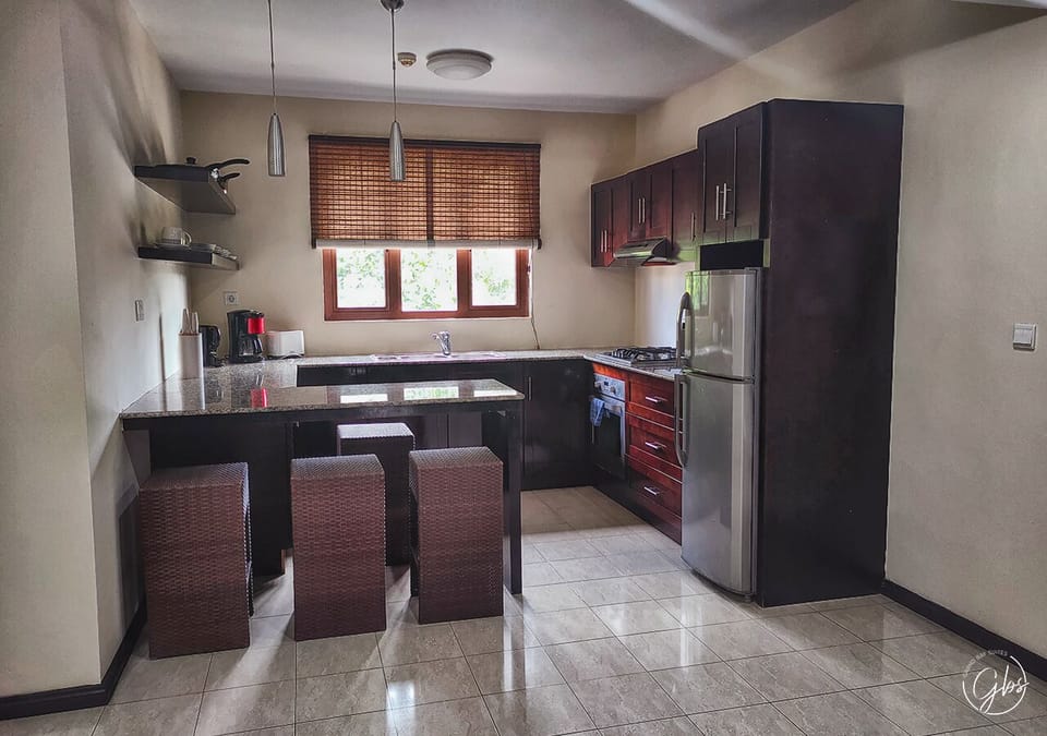 Apartment, 1 Bedroom | Private kitchen | Coffee/tea maker, fridge, microwave, oven