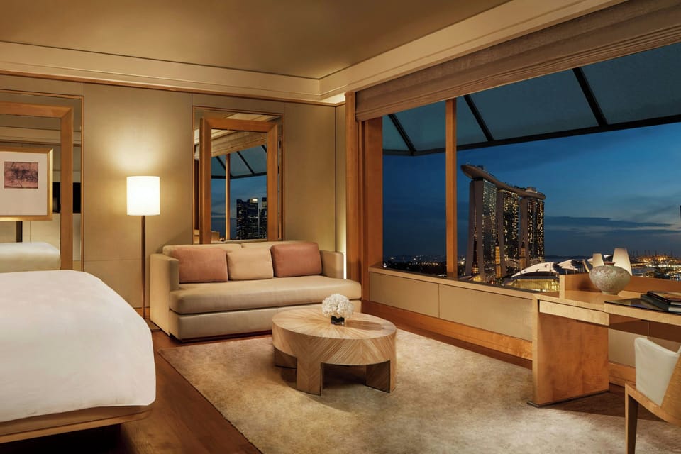 Club Deluxe Room, 1 King Bed, Bay View, High Floor (Club Deluxe Marina) | Premium bedding, down comforters, minibar, in-room safe