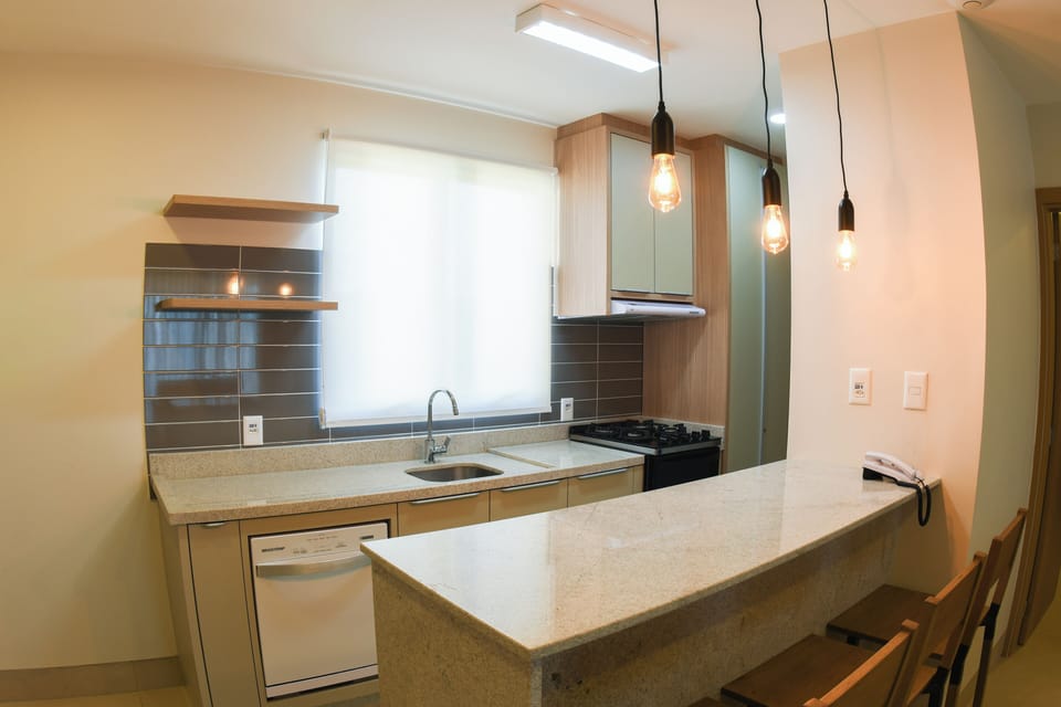 Family Apartment, 2 Bedrooms | Private kitchen