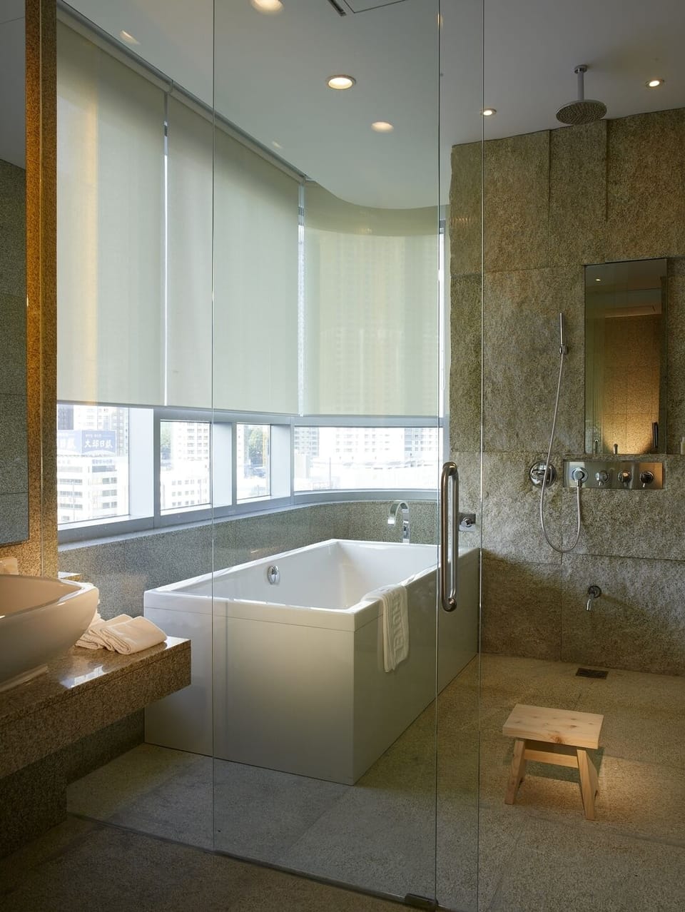 Grand Presidential Suite | Bathroom | Hair dryer, bathrobes, slippers, towels
