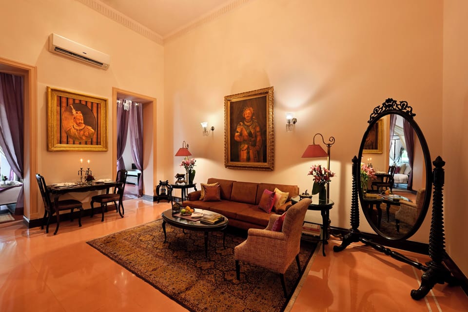 Historical Suite, Suite, 1 King Bed | Living area | TV, fireplace, DVD player