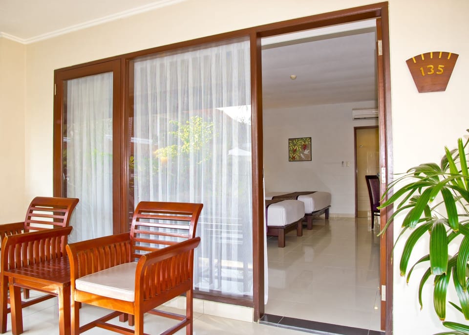 Deluxe Family Room | Terrace/patio