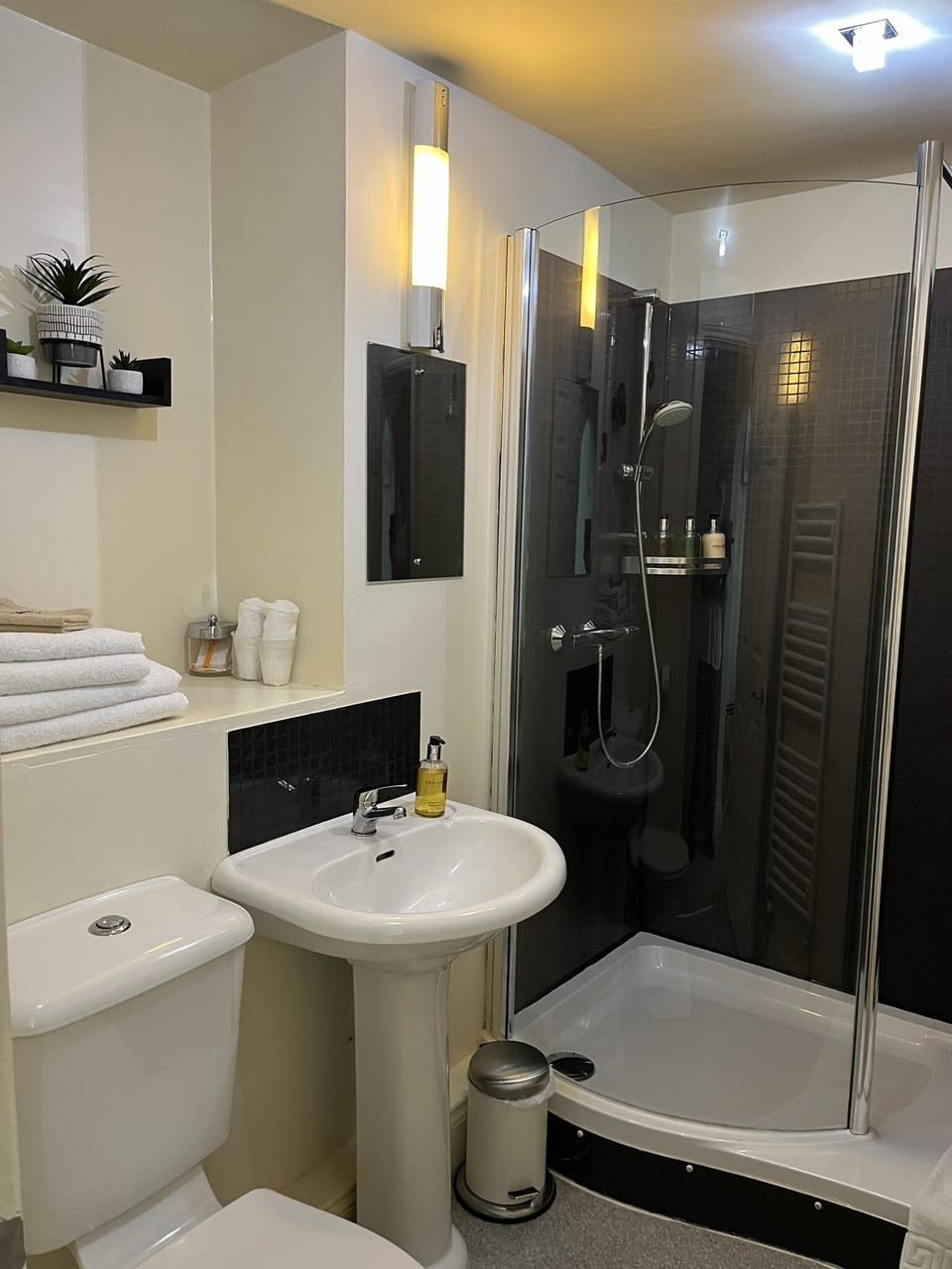 Double Room, Ensuite | Bathroom