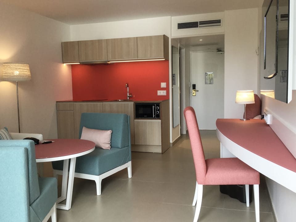 Junior Suite, 1 King Bed with Sofa bed | Premium bedding, in-room safe, desk, blackout drapes