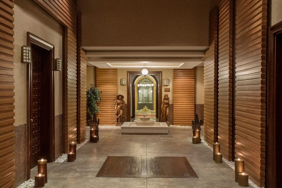 Sauna, hot tub, Turkish bath, body treatments, aromatherapy, body scrubs