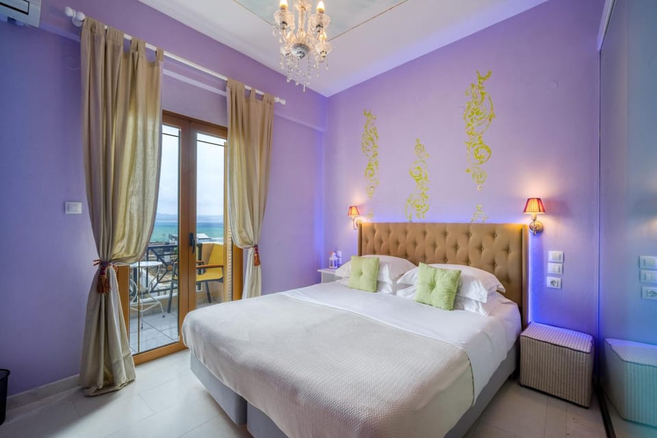 Egyptian cotton sheets, pillowtop beds, in-room safe, desk