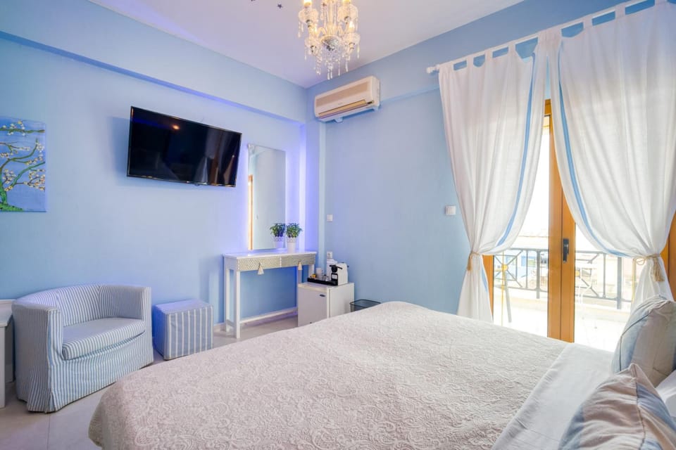 Egyptian cotton sheets, pillowtop beds, in-room safe, desk