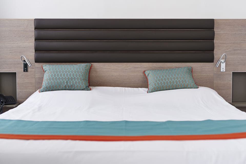 Deluxe Double Room | Premium bedding, minibar, in-room safe, desk